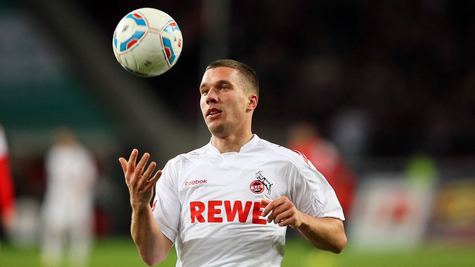 乔治爆发，湖人关键战突围开拓者，一场定义赛季的胜利