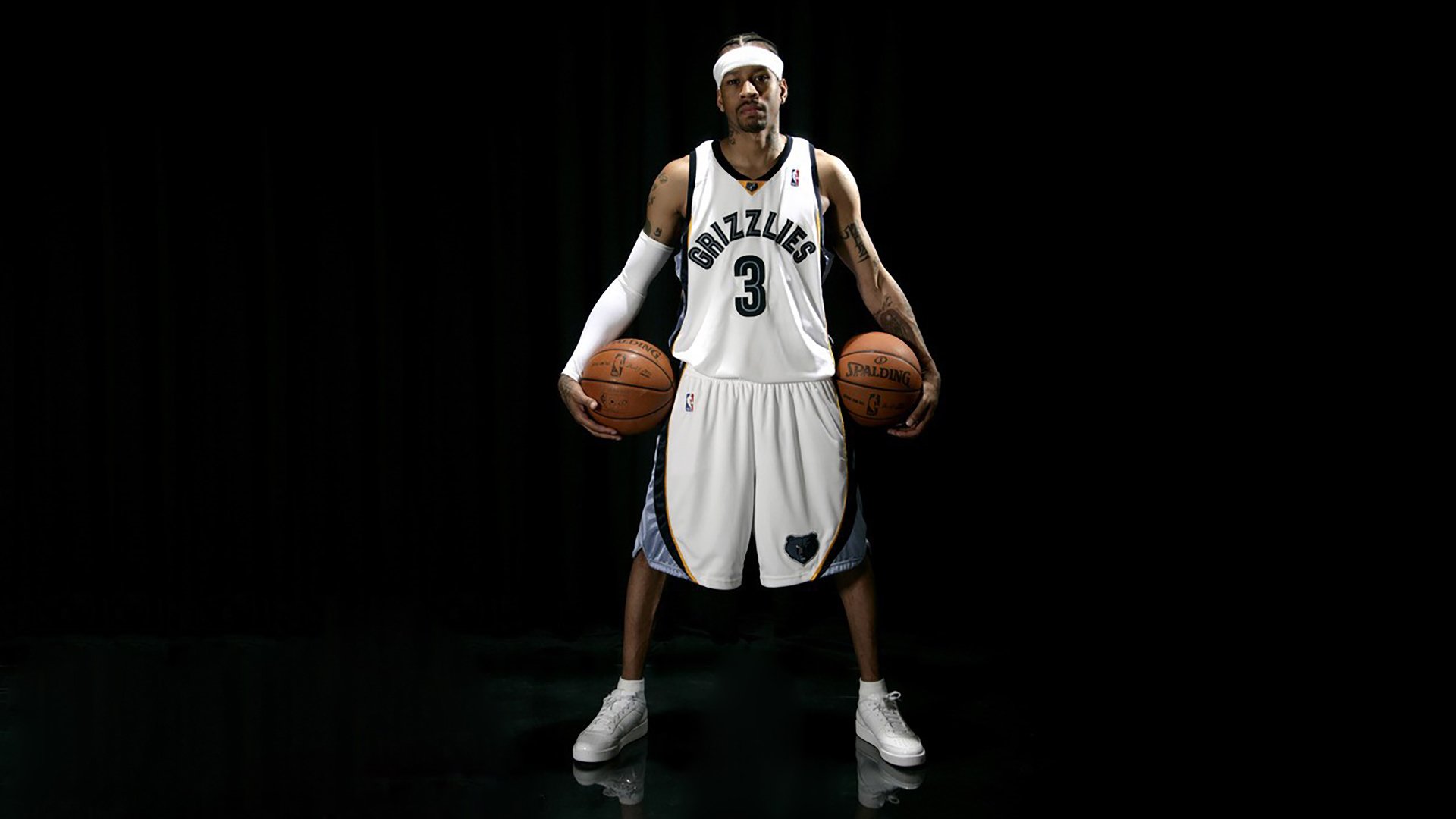 欧冠决赛焦点战，王者之剑出鞘，国王击溃步行者登顶欧洲之巅