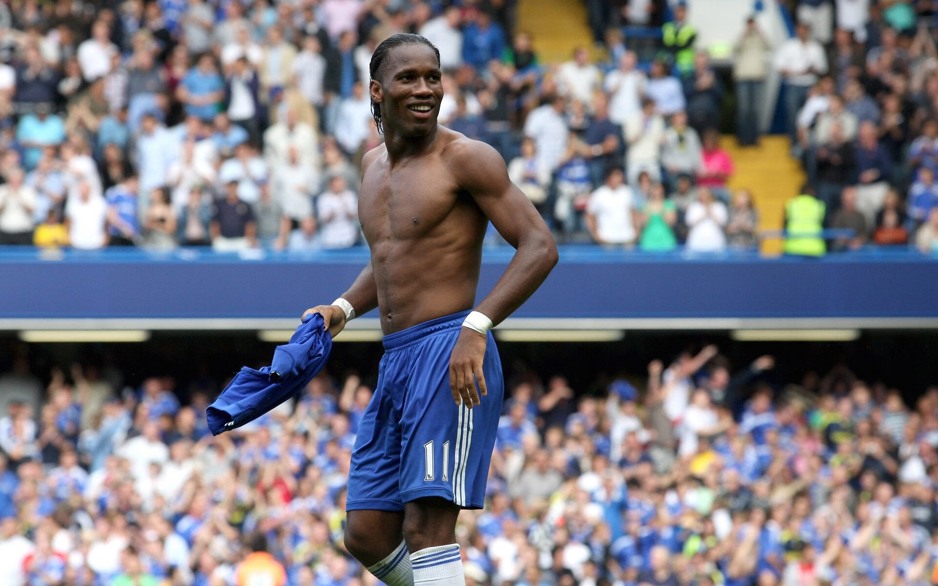 巴萨横扫皇马，伊布惊艳四座，诺坎普之夜的永恒传奇